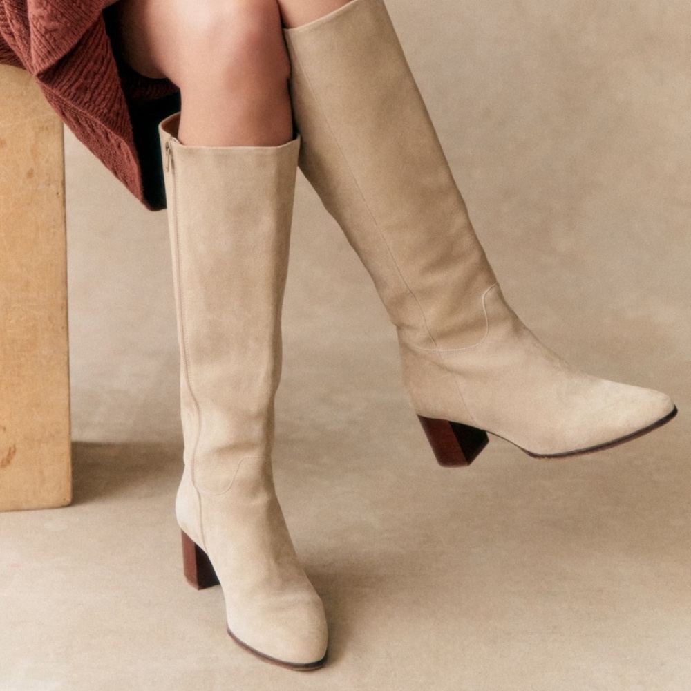Brand new NWOT Sezane Adèle Boots Sandstone - Size 8 - sole out online